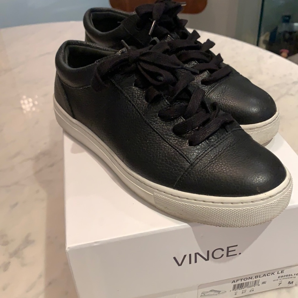 Vince - Afton Black Leather Lace Up Low-Top  Sneaker